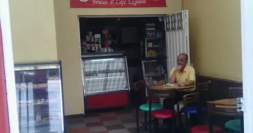MANHATTAN FRUTAS Y CAFE EXPRESS MANHATTAN FRUTAS Y CAFE EXPRESS